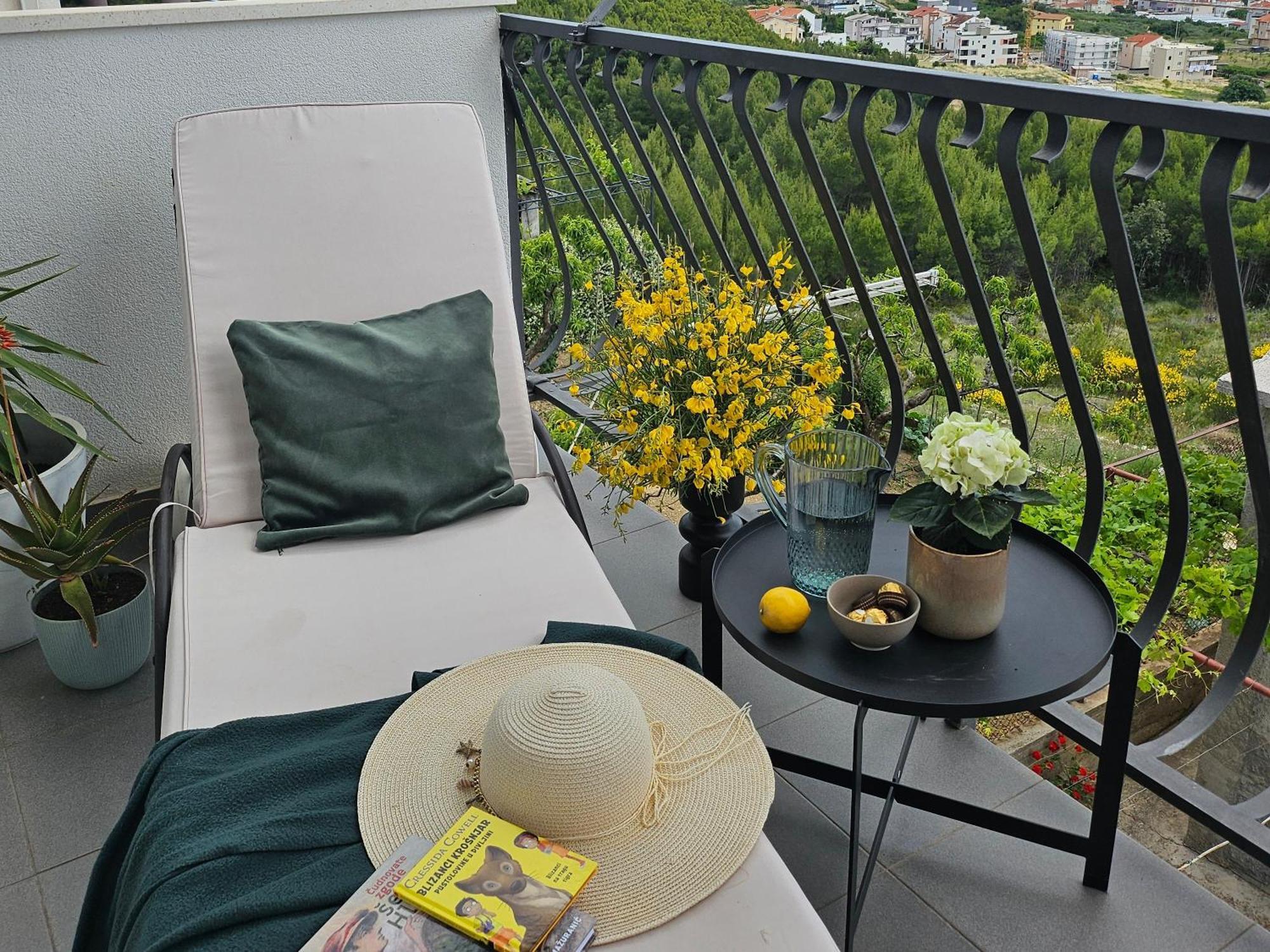 Apartment Wish Podstrana Luaran gambar